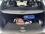 Hyundai Tucson 1.6 T-GDI PHEV Premium 4WD / Dealer onderhouden / Accu SoH 100 %/ 1.350 kg trekgewicht / Leder / Navigatie / Electr. stoelen & klep / Stoelventilatie / Stuur-, stoel- & achterbankverwarming / 19" LM wielen /