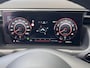 Hyundai Tucson 1.6 T-GDI PHEV Premium 4WD / Dealer onderhouden / Accu SoH 100 %/ 1.350 kg trekgewicht / Leder / Navigatie / Electr. stoelen & klep / Stoelventilatie / Stuur-, stoel- & achterbankverwarming / 19" LM wielen /