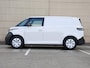 Volkswagen ID. Buzz Cargo Economy Limited Edition Elektromotor 210 kW (286 p | Grote accu | Comfortstoelen | Camera | Navigatie via App Connect | ACC | Wegkl. Trekhaak |