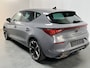 CUPRA Leon 1.4 e-Hybrid Performance / AUTOMAAT/ CAMERA/ PARK. SENSOREN/ LED/ STOEL-STUURVERWARM./ KEYLESS/ FULL LINK/ ADAPT. CRUISE/ NAVI/ CLIMA/ DAB