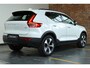 Volvo XC40 B4 Plus Dark | Trekhaak Semi-elektrisch | Adaptieve Cruise Control | Pilot Assist | Google Infotainment | Verwarmbare voorstoelen | Verwarmbaar stuurwiel | Blind Spot Information System | Verwarmbare voorruit | Parkeercamera | Parkeersensoren voor + achter |