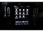 Volvo XC40 B4 Plus Dark | Trekhaak Semi-elektrisch | Adaptieve Cruise Control | Pilot Assist | Google Infotainment | Verwarmbare voorstoelen | Verwarmbaar stuurwiel | Blind Spot Information System | Verwarmbare voorruit | Parkeercamera | Parkeersensoren voor + achter |