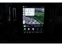 Volvo XC40 B4 Plus Dark | Trekhaak Semi-elektrisch | Adaptieve Cruise Control | Pilot Assist | Google Infotainment | Verwarmbare voorstoelen | Verwarmbaar stuurwiel | Blind Spot Information System | Verwarmbare voorruit | Parkeercamera | Parkeersensoren voor + achter |