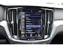 Volvo S60 B5 251PK Automaat R-Design | Styling-kit | Adapt. Cruise | Schuif/kanteldak | 20" LMV | Trekhaak | DAB |