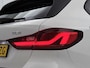 BMW 1-Serie 118i High Executive | M PAKKET | SFEERVERLICHTING | PARKEERSENSOREN | STOELVERWARMING | CRUISE CONTROL | CLIMATE CONTROL | DRIVING MODES | LED VERLICHTING | LICHTMETALEN VELGEN | DAB RADIO |