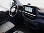 Volkswagen e-Transporter e-Tranporter Pick up Dubbele Cabine L2 136PK 71 KWh | Airco | Cruise control | Navigatie via app connect | Trekhaak | Camera | All season banden |