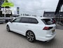 Volkswagen Golf Variant 1.5 eTSI R-Line Business|ACC|Camera|AppleCarPlay|Stuurverwarming|ElekTrekhaak