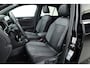 Volkswagen T-Roc 1.5 TSI R-Line | Rijklaar!! | Pano | IQ Lights | Camera | Adapt. Cruise | Trekhaak | Stoelverw. | Apple CarPlay | 17''