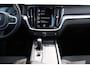 Volvo V60 B3 164PK Automaat Momentum Advantage | Adapt. Cruise | PDC + Camera | BLIS | AppleCarplay | Extra getint glas |