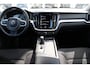 Volvo V60 B3 164PK Automaat Momentum Advantage | Adapt. Cruise | PDC + Camera | BLIS | AppleCarplay | Extra getint glas |