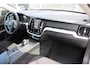 Volvo V60 B3 164PK Automaat Momentum Advantage | Adapt. Cruise | PDC + Camera | BLIS | AppleCarplay | Extra getint glas |
