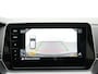 Volkswagen T-Cross R-Line Business 1.0 TSI 116pk | Afneembare trekhaak | Achteruitrijcamera | Stoelverwarming | Keyless |
