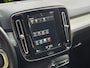 Volvo XC40 2.0 T4 Momentum | 1e Eigenaar | Dealer onderhouden | Camera | Stoelverwarming