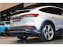 Audi Q4 Sportback e-tron 40 S Black edition 77 kWh Sportstoelen Mono Pur Leder ruit met rood stiksel, ACC, Camera, Keyless, Sonos sound system, Spiegel/ Ambiente/ Veiligheids/ Smartphone/ Navi plus/ interieur/ Hulp/ Exterieur/ DynamicaComfortAirco, Sport design pakket, Lmv 21''