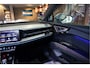 Audi Q4 Sportback e-tron 40 S Black edition 77 kWh Sportstoelen Mono Pur Leder ruit met rood stiksel, ACC, Camera, Keyless, Sonos sound system, Spiegel/ Ambiente/ Veiligheids/ Smartphone/ Navi plus/ interieur/ Hulp/ Exterieur/ DynamicaComfortAirco, Sport design pakket, Lmv 21''