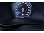 Volvo XC40 2.0 B4 Momentum Pro | ACC | Trekhaak | Standkachel | Stoel+Stuurverwarming | Verwarmbare Achterbank | Camera | BLIS