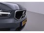 Volvo XC40 2.0 B4 Momentum Pro | ACC | Trekhaak | Standkachel | Stoel+Stuurverwarming | Verwarmbare Achterbank | Camera | BLIS