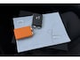 Volvo XC40 2.0 B4 Momentum Pro | ACC | Trekhaak | Standkachel | Stoel+Stuurverwarming | Verwarmbare Achterbank | Camera | BLIS