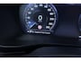 Volvo XC40 2.0 B4 Momentum Pro | ACC | Trekhaak | Standkachel | Stoel+Stuurverwarming | Verwarmbare Achterbank | Camera | BLIS
