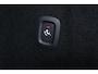 Volvo XC60 T8 Recharge AWD Ultra Black Edition - Panorama/schuifdak - IntelliSafe Assist & Surround - Harman/Kardon audio - Adaptieve LED koplampen - Parkeercamera achter - Verwarmde voorstoelen, stuur & achterbank - Parkeersensoren voor & achter - Elektr. bedienb. voorstoelen met geheugen - Head up display - Draadloze tel. lader - Extra getint glas - Inklapbare trekhaak - 21' LMV