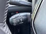 Peugeot 2008 100pk Allure | AppleCarPlay&Android | Climate control | Cruise control | 17'' LM velgen
