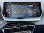 Peugeot 2008 100pk Allure | AppleCarPlay&Android | Climate control | Cruise control | 17'' LM velgen