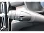 Volvo XC40 T2 130PK Automaat Business Pro | Pilot Assist | El. Achterklep | AppleCarplay | Verw. Stoelen & Stuurwiel | DAB |