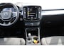 Volvo XC40 T2 130PK Automaat Business Pro | Pilot Assist | El. Achterklep | AppleCarplay | Verw. Stoelen & Stuurwiel | DAB |