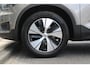 Volvo XC40 T2 130PK Automaat Business Pro | Pilot Assist | El. Achterklep | AppleCarplay | Verw. Stoelen & Stuurwiel | DAB |