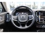 Volvo XC40 T2 130PK Automaat Business Pro | Pilot Assist | El. Achterklep | AppleCarplay | Verw. Stoelen & Stuurwiel | DAB |