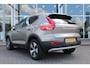 Volvo XC40 T2 130PK Automaat Business Pro | Pilot Assist | El. Achterklep | AppleCarplay | Verw. Stoelen & Stuurwiel | DAB |
