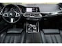 BMW X5 XDrive40i High Executive Aut. | M-Pakket | Sky-Lounge | CraftedClarity | 4-Wielbesturing | Massage | xOffroad Pack | H & K