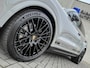 Porsche Cayenne Coupé 3.0 E 462PK V6 SportDesign GTS Krijt/Kreide|Pano|HUD|Luchtv.|4-Wiel besturing|360°|ACC|Kuipstoelen|Bose|22''