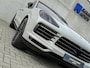 Porsche Cayenne Coupé 3.0 E 462PK V6 SportDesign GTS Krijt/Kreide|Pano|HUD|Luchtv.|4-Wiel besturing|360°|ACC|Kuipstoelen|Bose|22''