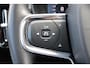 Volvo XC40 T2 130pk Business Pro | Verw. Voorstoelen & Stuurwiel | Camera + PDC | DAB | BLIS | Keyless |