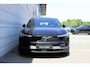 Volvo EX30 Single Motor Extended Range Plus 69 kWh | Apple Carplay & Android Auto | Bluetooth telefoonvoorbereiding |  Cruise control adaptief met Stop&Go en stuurhulp |  Electronic climate controle |  Lichtmetalen velgen 5-spaaks 19" |  Stof/kunstlederen bekleding |  Warmtepomp