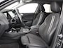 BMW 1-Serie 118i Executive Edition Sport Line | Half Leder | Carplay | Cruise control | Park assist | Sfeerverlichting | Climate contol | Virtual Dashboard | Full LED | Navigatie |