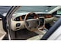 Jaguar XJ 4.2 V8 LWB | Schuifdak | Keurige staat | PDC |