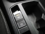 Volkswagen T-Roc 1.0 TSI Life 110 PK| Origineel Nederlands | Apple Carplay | Android Auto | Airco | Parkeersensoren | Buitenspiegels Elektrisch Inklapbaar | LED Koplampen | Digitale Cockpit | 16 Inch Velgen