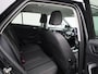 Volkswagen T-Roc 1.0 TSI Life 110 PK| Origineel Nederlands | Apple Carplay | Android Auto | Airco | Parkeersensoren | Buitenspiegels Elektrisch Inklapbaar | LED Koplampen | Digitale Cockpit | 16 Inch Velgen