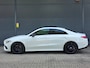 Mercedes-Benz CLA 200 Premium Plus / PANO / SFEER / CARPLAY / KEYLESS / ALCANTARA-LEDER / STOELVERW. / 19 INCH / FLIPPERS !