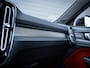 Volvo XC40 2.0 T5 AWD R-Design Intro Edition - Pano l H/Kardon l Memory l Camera
