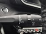 Peugeot e-2008 EV Allure 50 kWh Camera | LED | Keyless | Full map navigatie | Parkeersensoren | Carplay/android auto |
