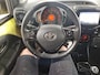 Toyota Aygo 1.0 VVT-i x-Joy, Camera! Clima! Half Leder! Trekhaak! VAN/VOOR Weken!