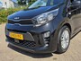 Kia Picanto 1.0 DPi DynamicLine! Camera! Carplay! Lm Velgen! VAN/VOOR Weken!