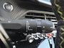 Peugeot e-2008 EV GT 50 kWh SOH 91,38% | Panoramadak | Camera | LED | Parkeersensoren | Full map navigatie | Carplay/android auto |