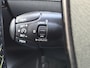 Peugeot e-2008 EV GT 50 kWh SOH 91,38% | Panoramadak | Camera | LED | Parkeersensoren | Full map navigatie | Carplay/android auto |