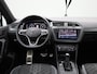 Volkswagen Tiguan 1.4 TSI eHybrid R-Line Business 245 PK| Panoramadak | Navigatie Pro | Stoelverwarming Voor & Achter | Achteruitrijcamera | Parkeersensoren | Climatronic