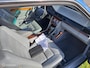 Mercedes-Benz 200-Serie 200-500 230 CE
