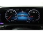 Mercedes-Benz A-klasse 180 Business Solution (PANORAMADAK, SFEERVERLICHTING, CAMERA, STOELVERWARMING, LEDER)